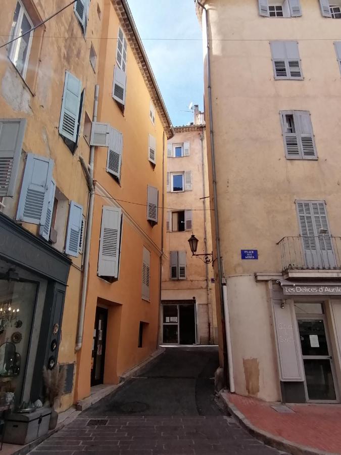 Charmant Appartement Terrasse Sur Les Toits Grasse Zewnętrze zdjęcie